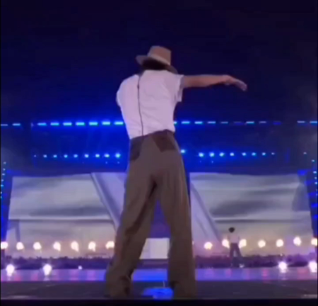 テテとグクとおしりと…の記事動画