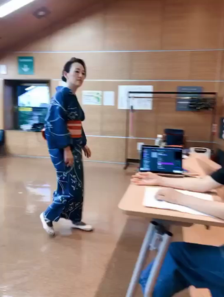 一人芝居は売り止めの初日でした^_^の記事動画