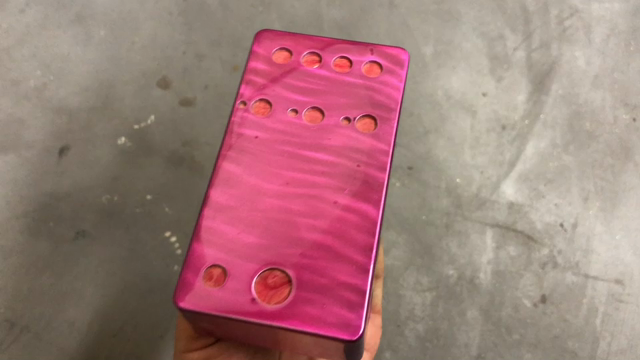 TWE-1の塗装の記事動画