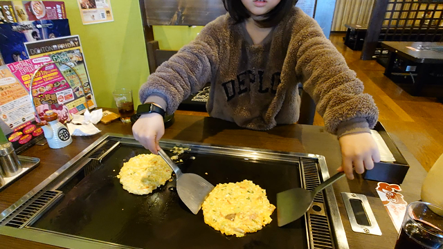 ママ（鬼）の居ぬ間に<(￣︶￣)>の記事動画