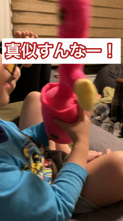 歌って踊るハギーワギーぬいぐるみの記事動画