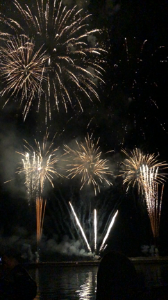 港inしらぬか花火大会 白糠町 釧路グルメ 食べ歩きがメイン