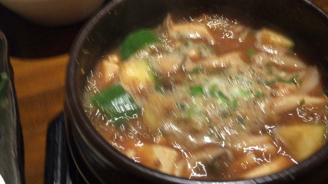 今日のランチはソルラルだから？韓国料理〜の記事動画