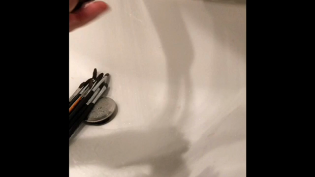 筆ってどう洗うんですか？の記事動画