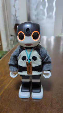 コテツのタンゴと黄色の春蘭の記事動画