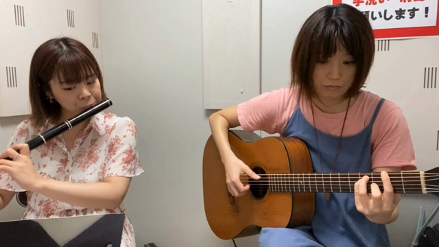 明日はギタリストYukaちゃんとツイキャスプレミアライブです♪の記事動画
