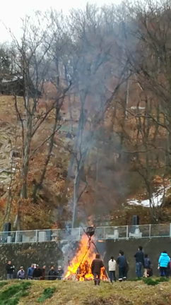 千曲市ピアノ教室　どんど焼きの記事動画