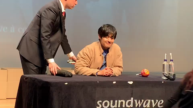 お友だちからのおすそわけ♪直筆サインに宇宙神！の記事動画