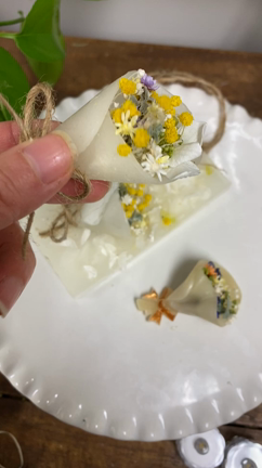 花束サシェが出来るまで 京都 キャンドル教室 Aromacandle 華 アロマワックスサシェ アロマワックスバー教室 アロマ アロマセラピー