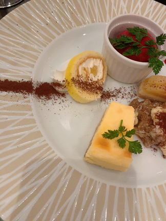 マッチングアプリデートのディナー♡♡の記事動画