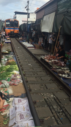 世界一危ない市場の記事動画