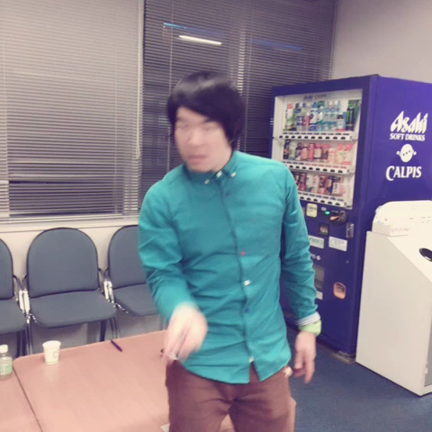 【まき】色づき始めました..！PABLOさんと対談☆の記事動画