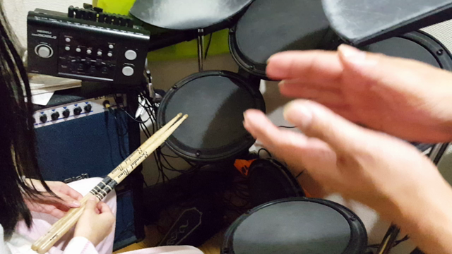 スネアの記事動画