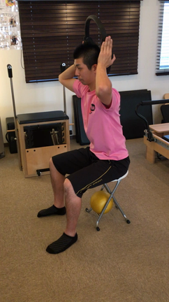 猫背改善エクササイズの記事動画