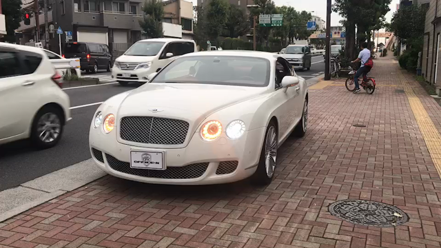 ベントレー2012年スタイルヘッドライト！！の記事動画