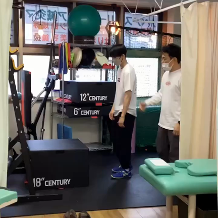 下腿骨下端部骨折の競技復帰へのリハビリの記事動画