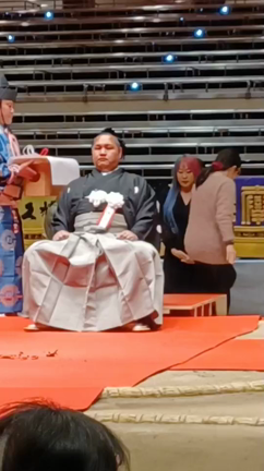 松鳳山引退断髪記念バッグ 元小結・松鳳山断髪式で号泣「泣かない予定でしたけど両親の時は