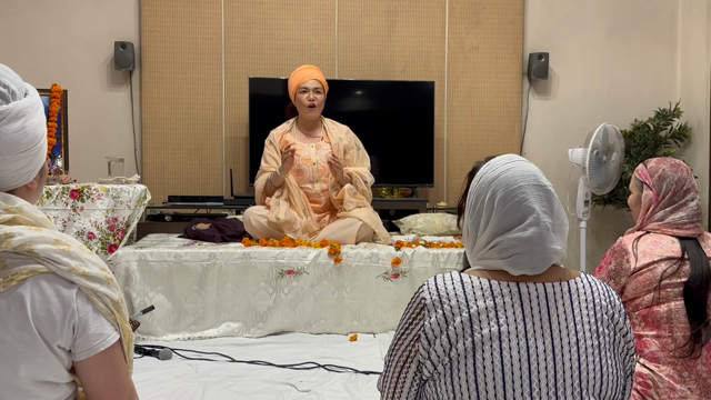 インドで初めてのレクチャー、先生デビュー✨の記事動画