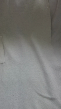 【ファッション豆知識】毛玉取りブラシの動かし方　動画付きの記事動画