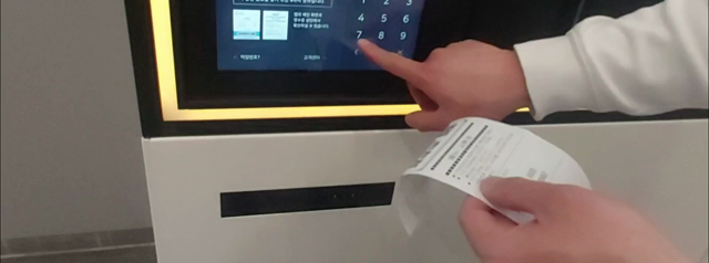 【韓国カフェ】深夜に出会ったロボットくんの記事動画