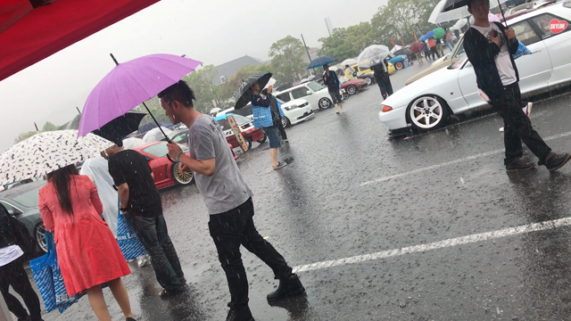 やはりの…苦笑の記事動画