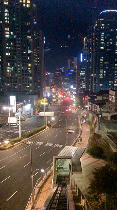 一旅一夜景☆南山オルミエレベーターに乗ってみるの記事動画
