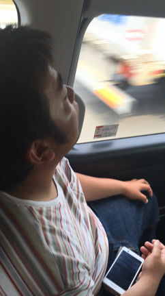 睡魔との戦い！の記事動画