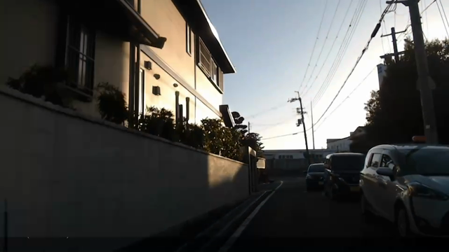 サロン　駐車場案内の記事動画