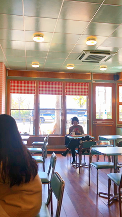 ソウル 梨泰院 可愛くて美味しくて最高なんですけど(o^^o) ❤︎の記事動画