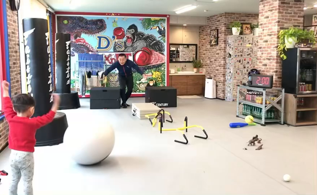 バレエとジムデビューの記事動画