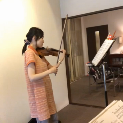 嵐の『Beautiful days』大人の生徒さん演奏♪の記事動画