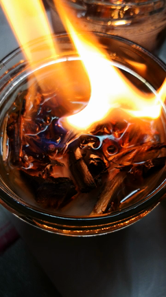 焚き火ロウソクの作り方の記事動画