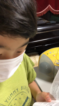 個別指導級の生徒のTちゃんが英語の歌を歌ってくれましたの記事動画