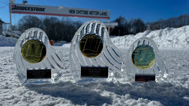 SNOW RACING KART RACE! ショートムービー①の記事動画