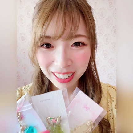 【本日発売！】sacoronのかわいすぎるメモリーオイル♡の記事動画