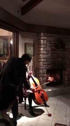 チェリスト初デビュー？の記事動画