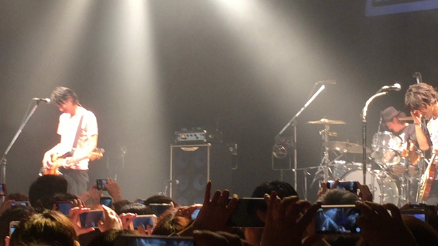 TRICERATOPS SHOUT TO THE STARLIGHT TOURの記事動画