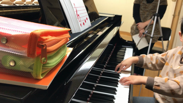 4歳がフランクシナトラをの記事動画