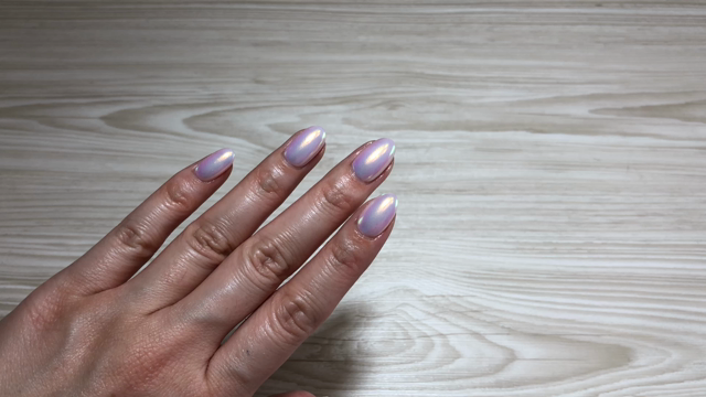 オーロラパウダーネイルの記事動画