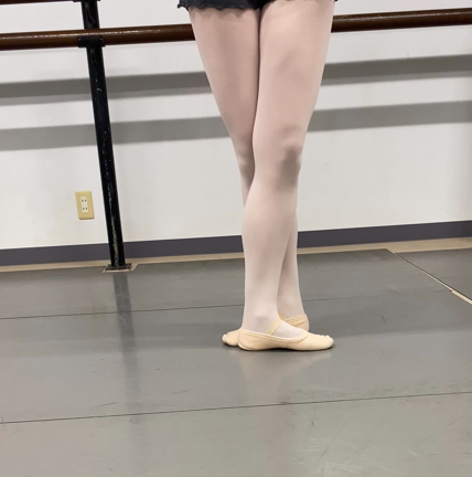 グリッサードとアッサンブレの記事動画