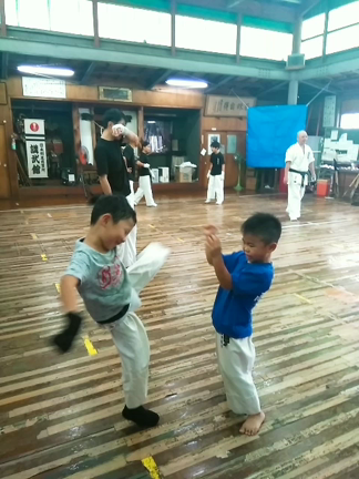 日曜日稽古の記事動画