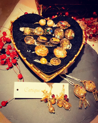 Catique15周年記念特別限定福袋のご案内の記事動画