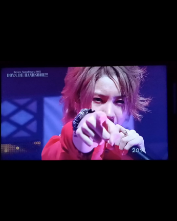 10th Anniversary DVDの記事動画