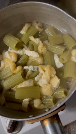 肉巻きピーマン♪5.8晩酌ぅ〜の記事動画