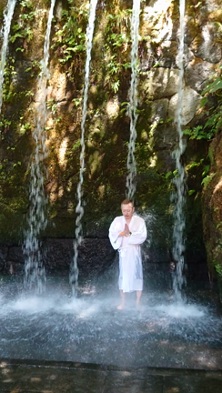 滝に打たれに  7 【のりこ】の記事動画