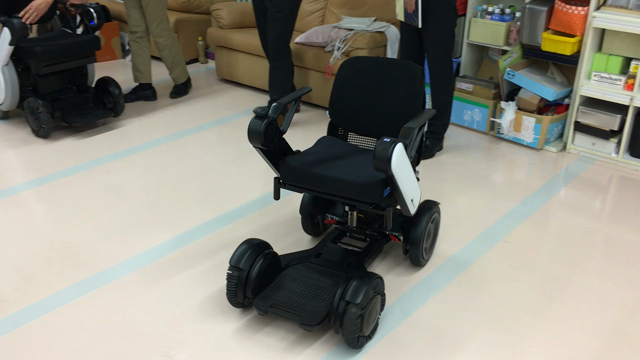 電動車椅子『WHILL』の勉強会・試乗会の記事動画