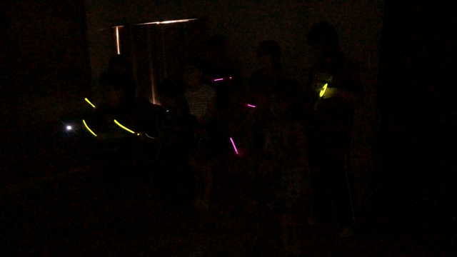 ちいさなアトリエ〜光で描く〜の記事動画