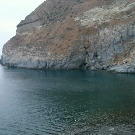 そしてイスキア島初上陸の記事動画