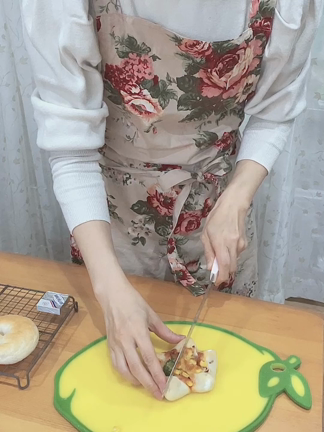 丸ごと美味しい米粉ピザパンの記事動画