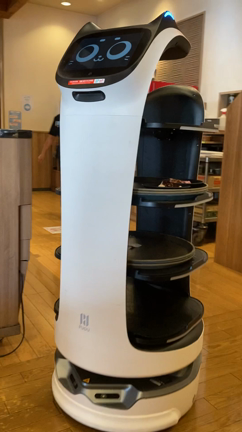 まさかの場所にロボットが・・の記事動画